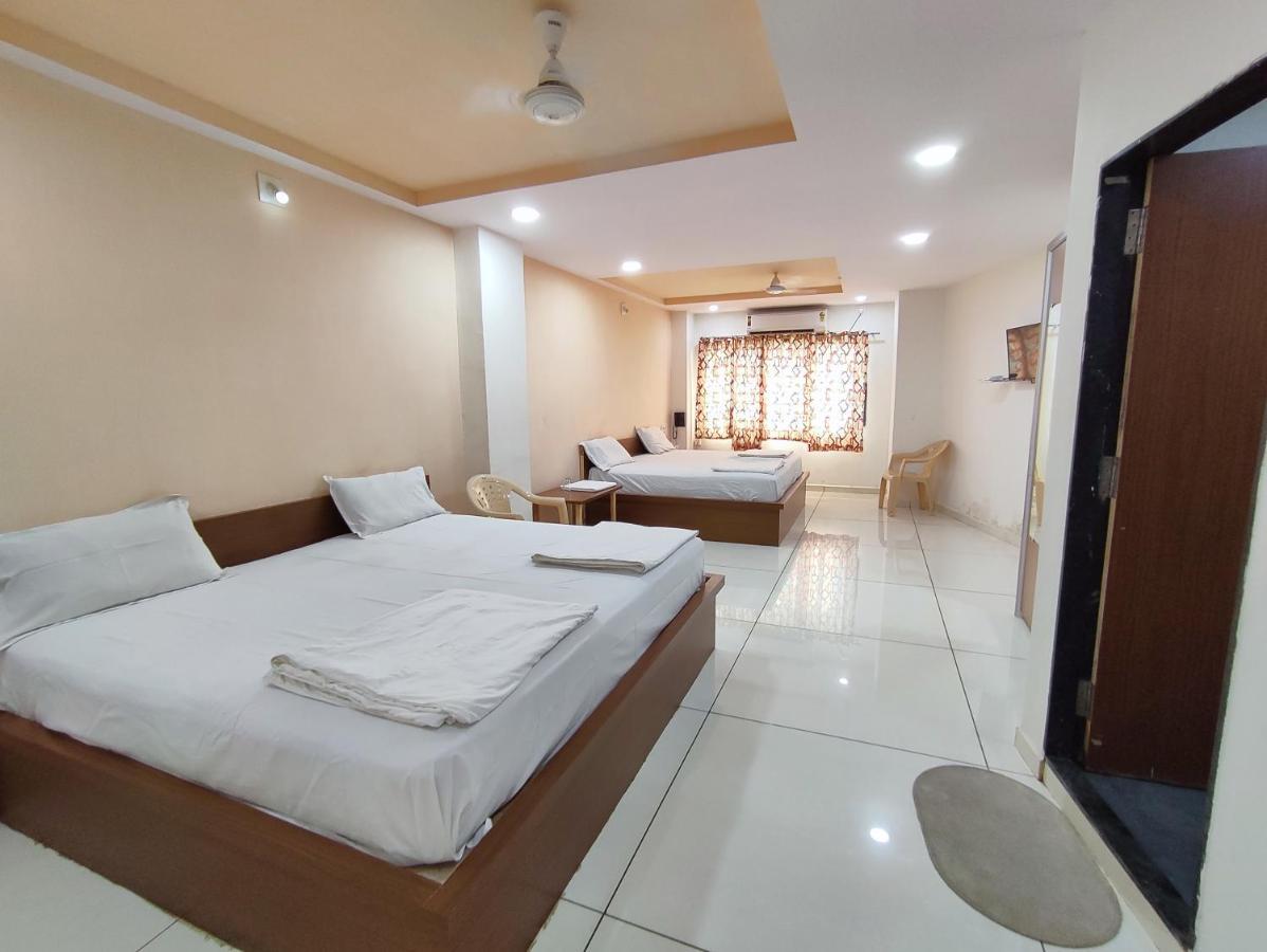Hotel Vraj Rajpipla Εξωτερικό φωτογραφία