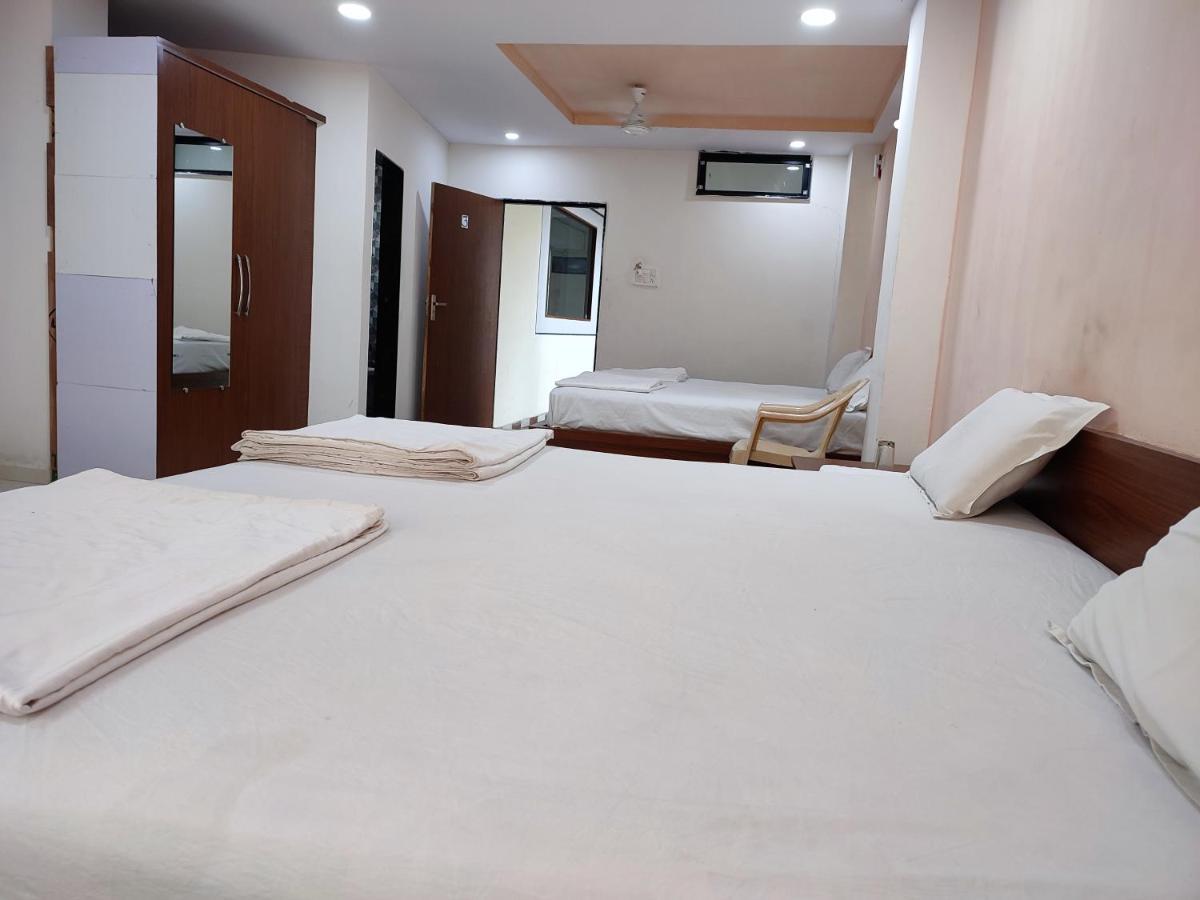 Hotel Vraj Rajpipla Εξωτερικό φωτογραφία