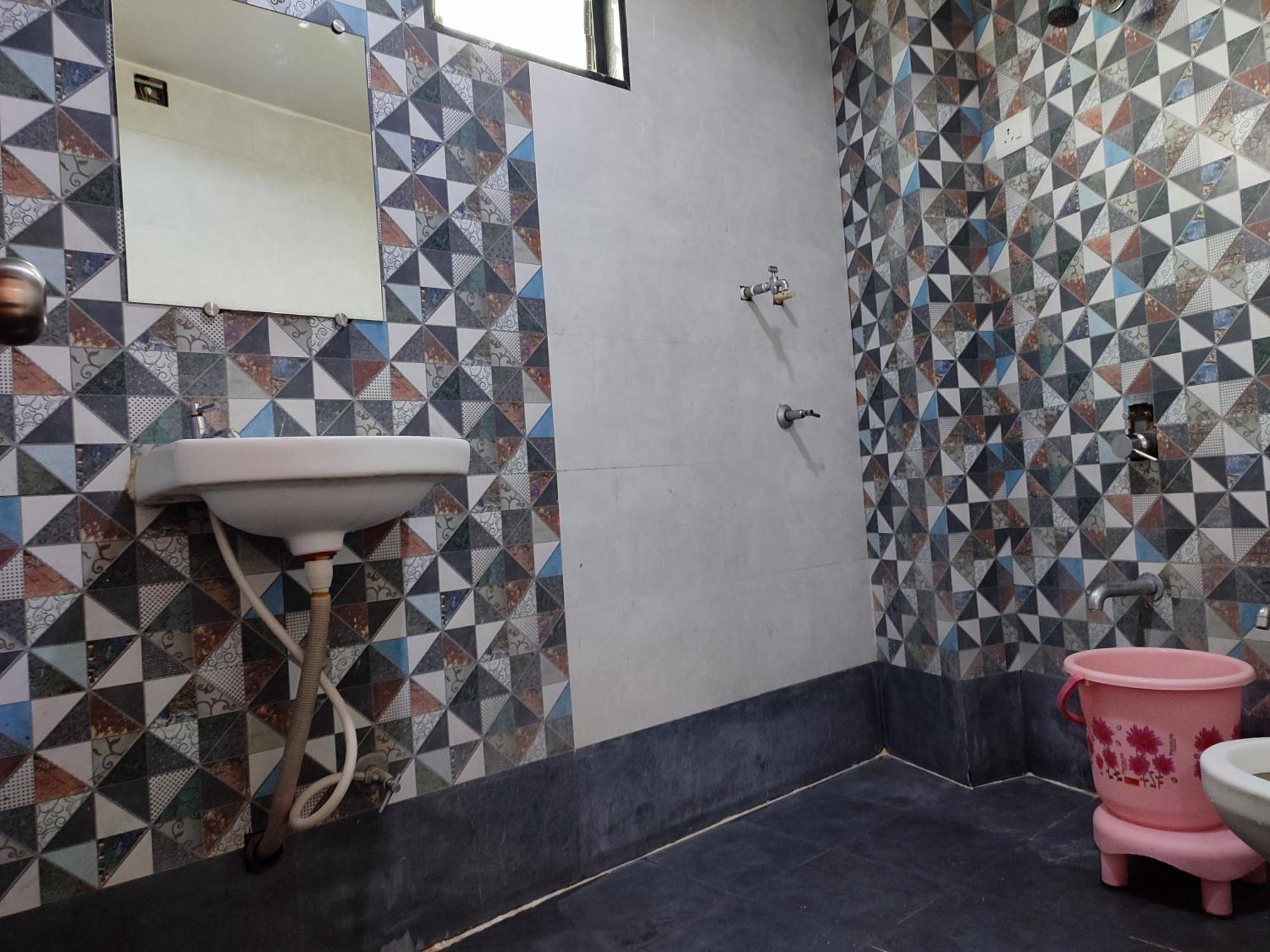 Hotel Vraj Rajpipla Εξωτερικό φωτογραφία
